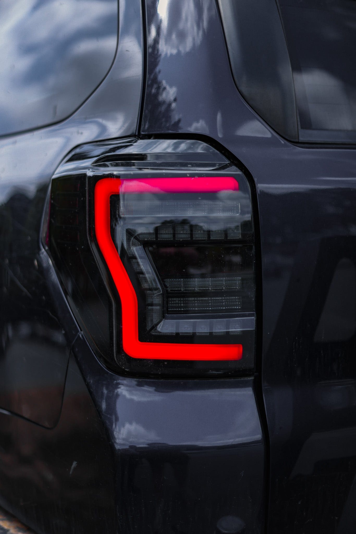 Stealth Tail Lights / 10-24 4Runner