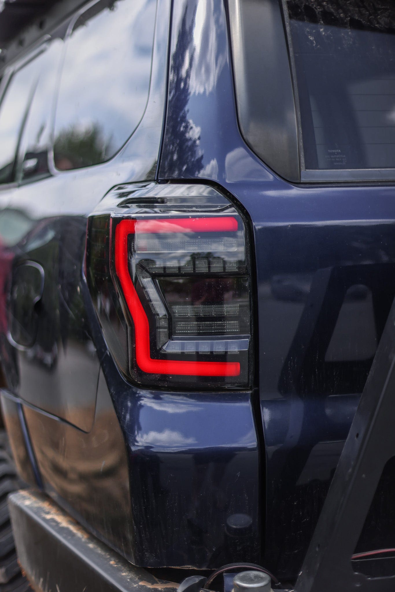 Stealth Tail Lights / 10-24 4Runner