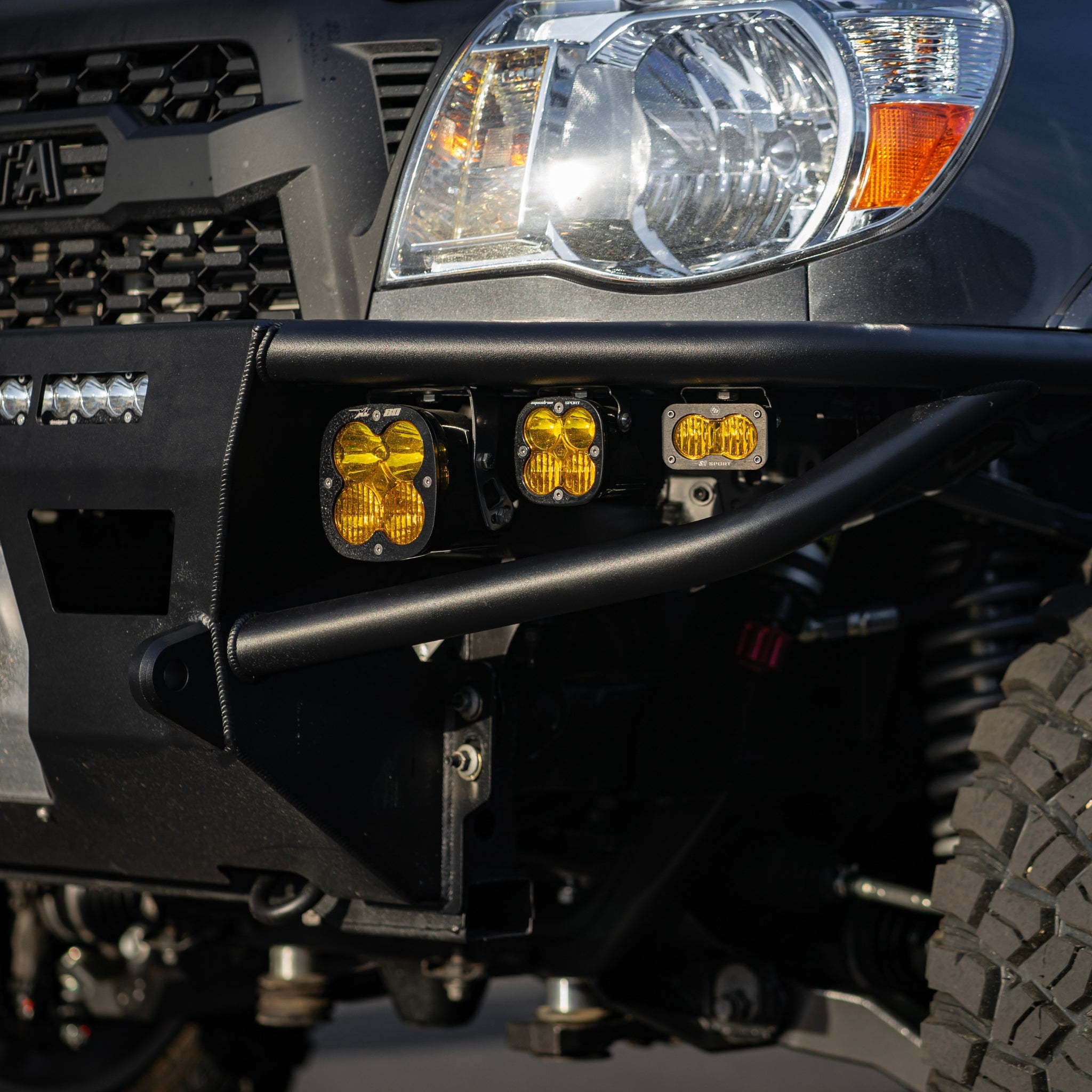 Tacoma Hybrid Front Bumper / 2nd Gen / 2005-2011