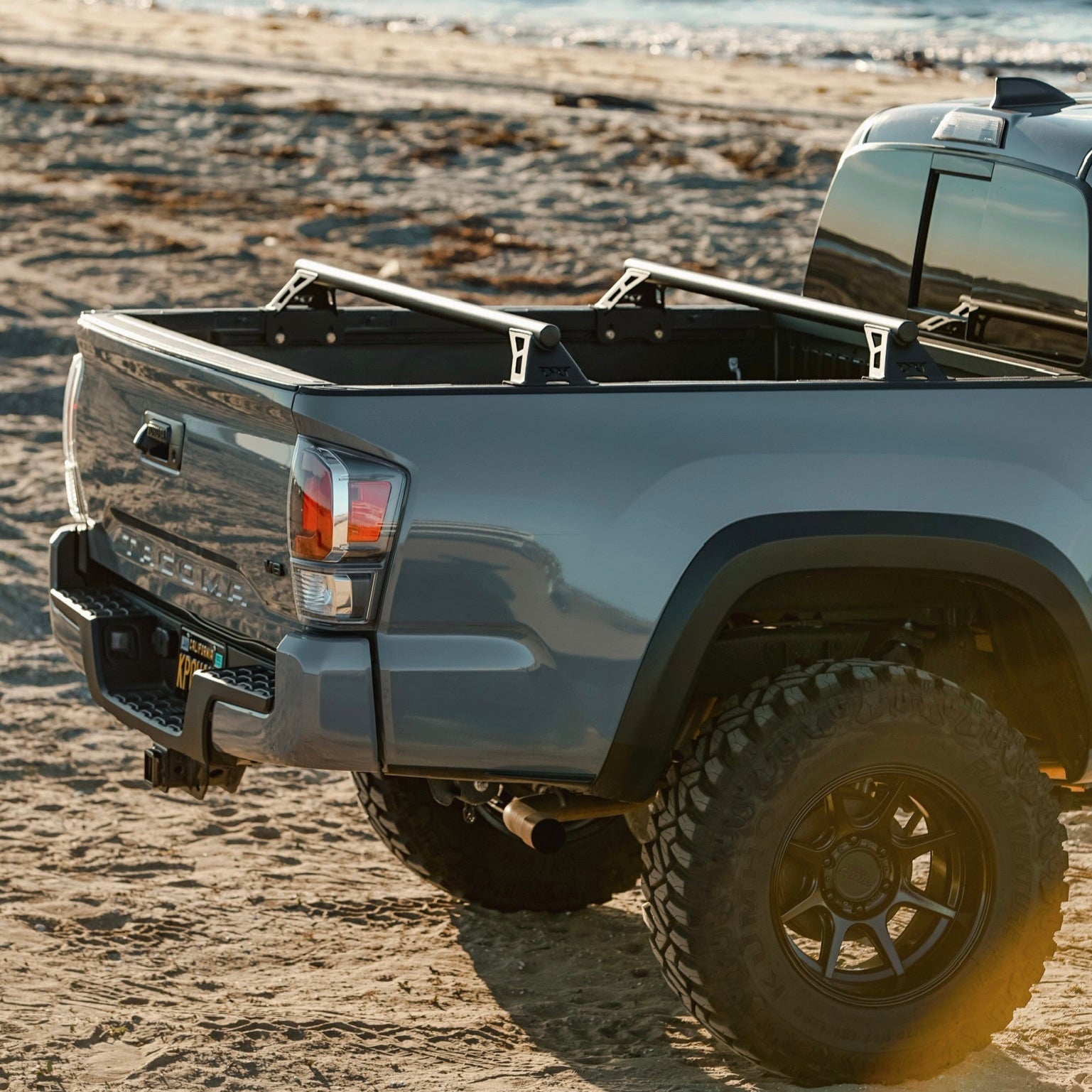 Lo-Pro bedbars / Toyota Tacoma / 2nd & 3rd Gen / 2005-2023