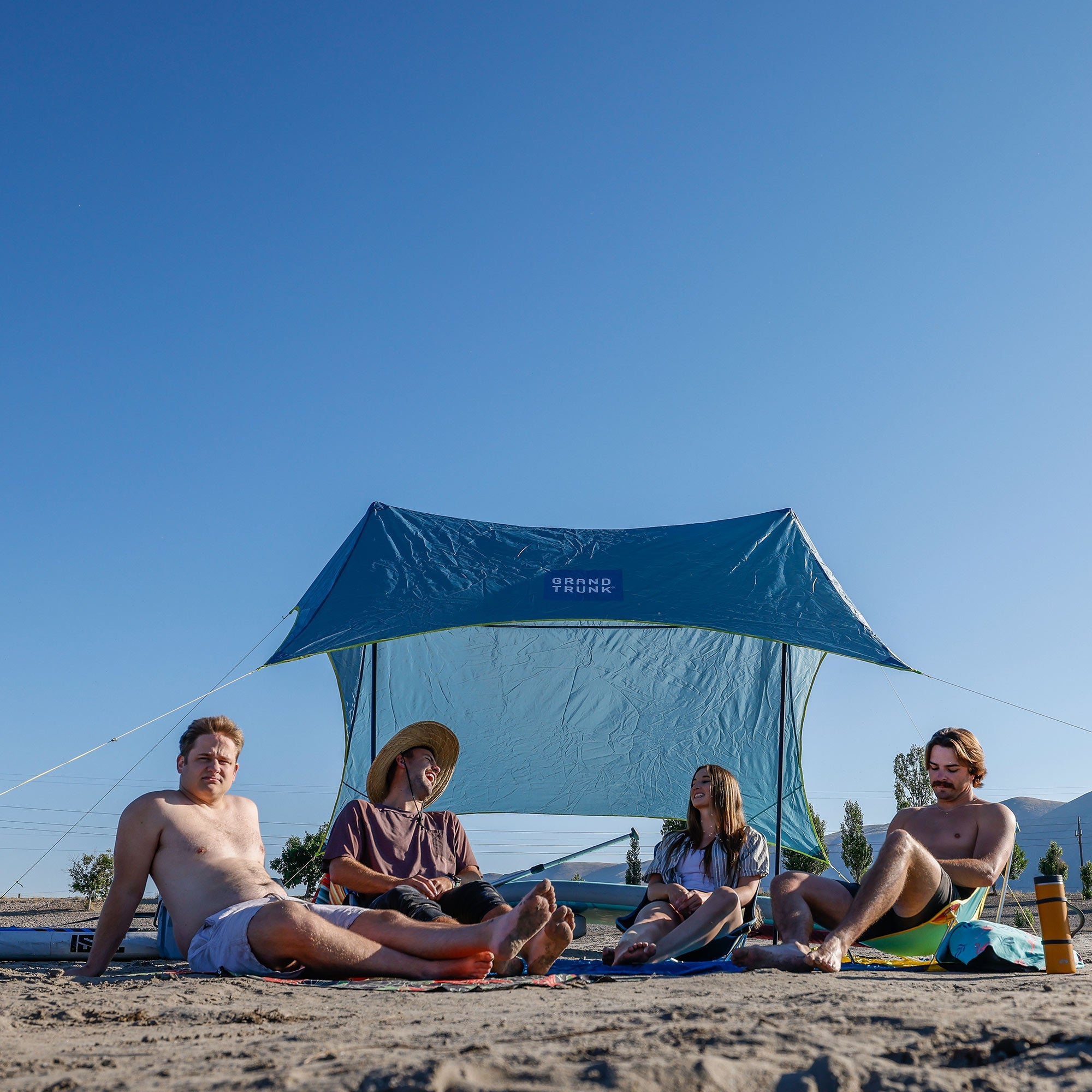 ShadeCaster 4 Person Sunshade