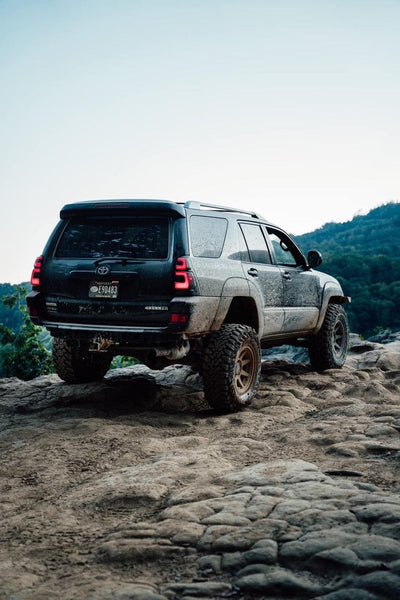 The Original Dynamic Tail Lights / 03-09 4Runner / TEQ Customs